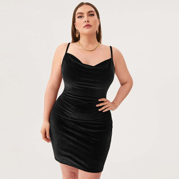 Damen elegantes, figurbetontes Partykleid aus Samt Echo Archiv