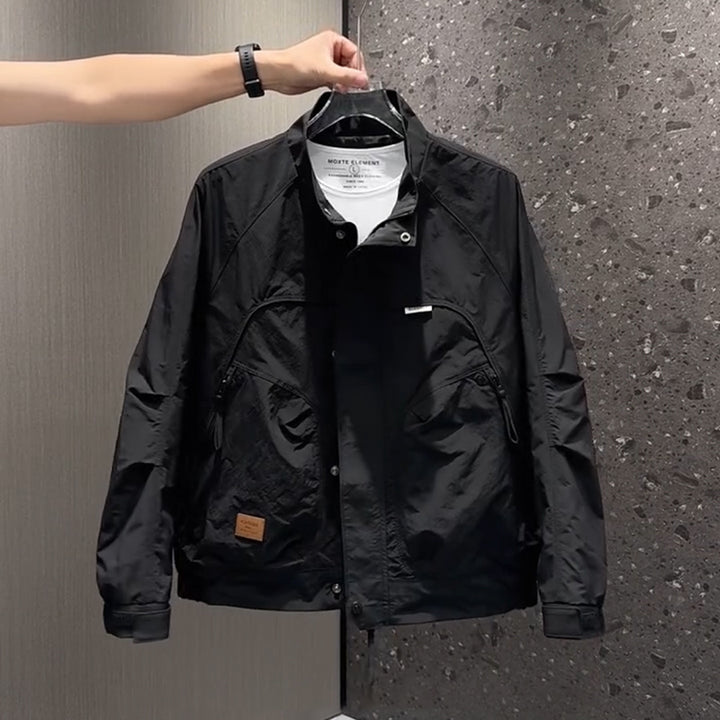 Herren Leichte Übergangsjacke mit hohem Kragen Echoarchiv