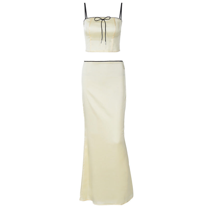 Damen Glamouröses Satin-Kleid mit Spitzendetails Echo Archiv
