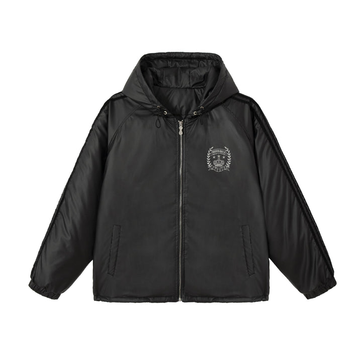 Unisex Boxy‑wattierte Kapuzenjacke mit gesticktem Wappen Echoarchiv