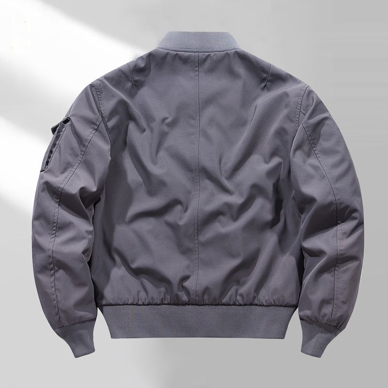 Herren Kurzblouson im Aviator‑Minimalstil mit Multifunktions‑Ärmeltasche Echoarchiv