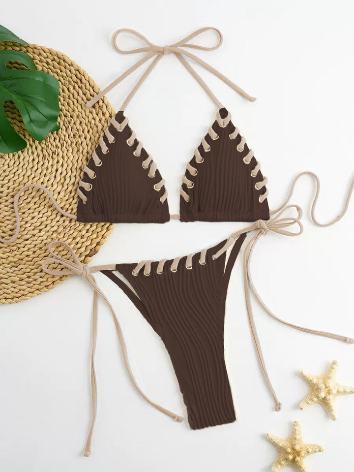 Damen Triangel-Bikini mit raffinierten Schnürdetails und moderner Rippstruktur Echo Archiv