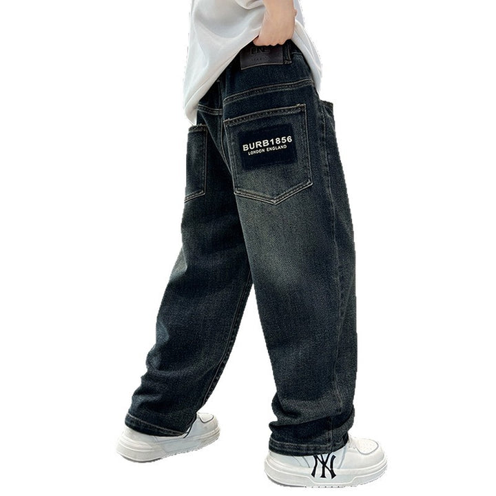 Unisex weite Jeans mit auffälligen Patches Echo Archiv
