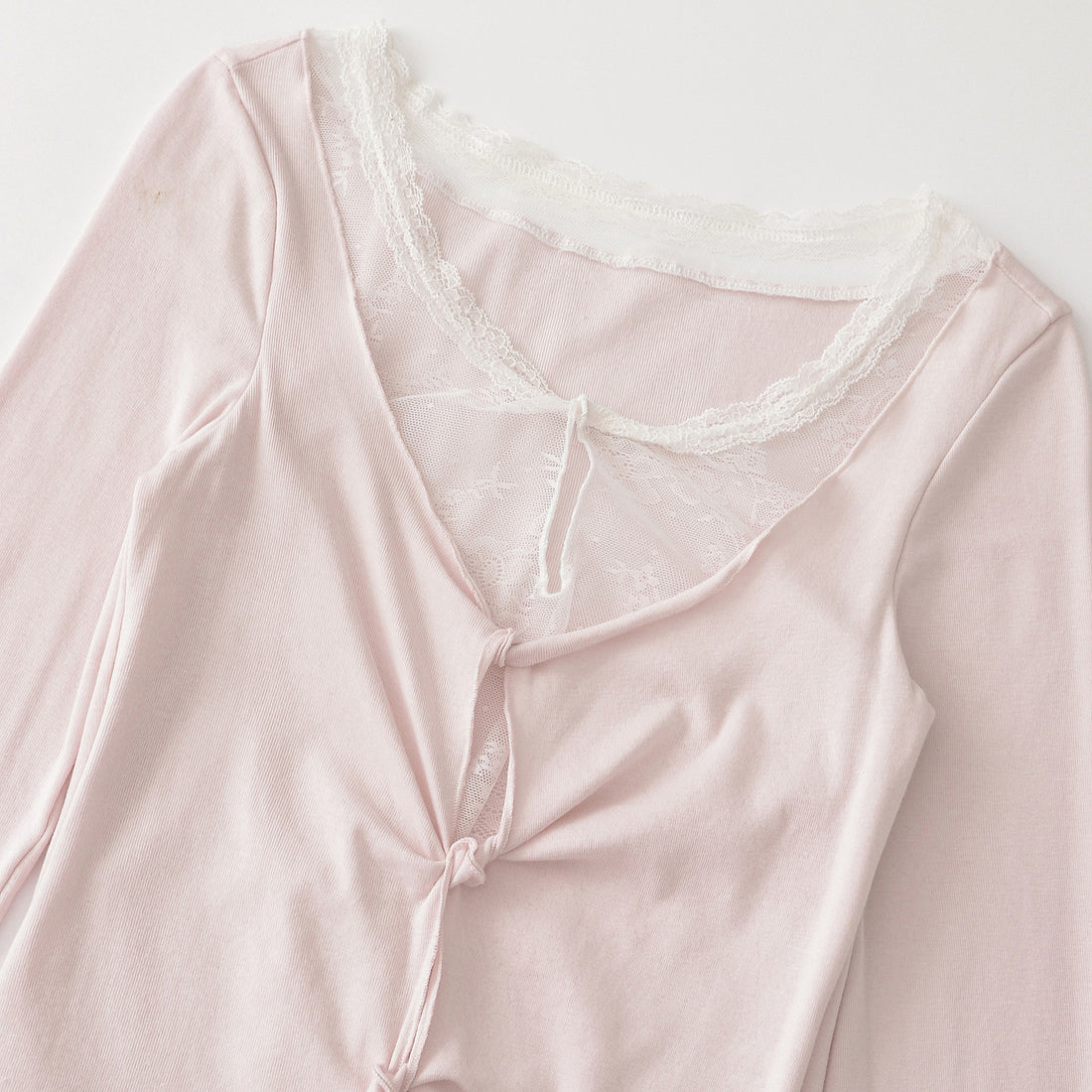 Damen Langarm-Feinjersey-Top mit Spitzen-Einsatz, Knotenfront und Raffung Echoarchiv
