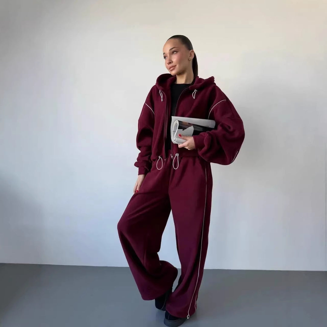 Damen gekürztes Zip-Hoodie mit Tunnelzug und hochgeschnittener weiter Fleece-Loungehose – Auréline