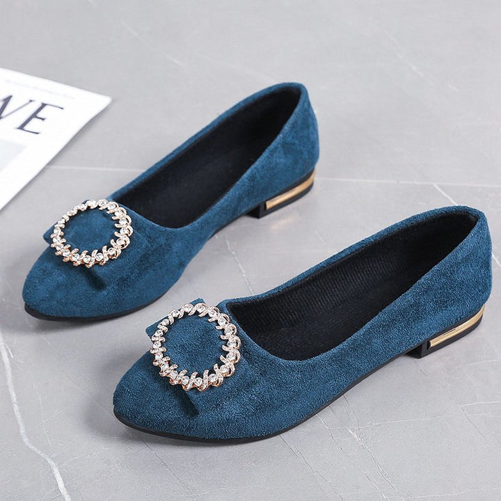Damen nan elegante Veloursoptik-Ballerinas mit dekorativer Schmuckbrosche und kleinem Blockabsatz Echo Archiv