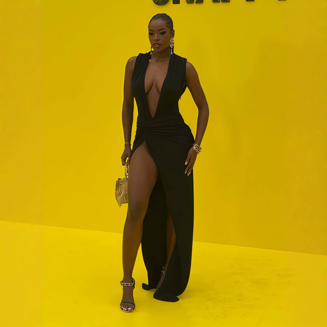 Damen elegantes langes Kleid mit tiefem V-Ausschnitt und raffinierter Raffung Echo Archiv
