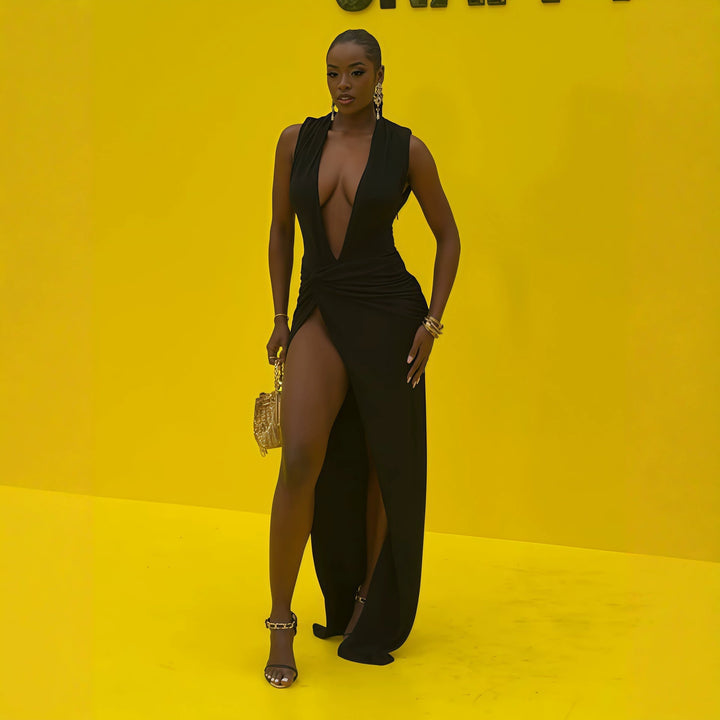 Damen elegantes langes Kleid mit tiefem V-Ausschnitt und raffinierter Raffung Echo Archiv