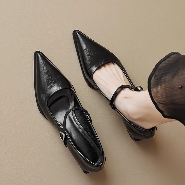 Damen Riemchenpumps im Mary‑Jane‑Stil mit spitzer Zehenkappe und geformtem Blockabsatz Echo Archiv