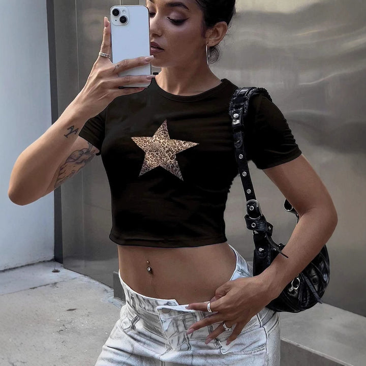 Damen Crop-T-Shirt mit stilvollem Leopardenstern-Design Echo Archiv
