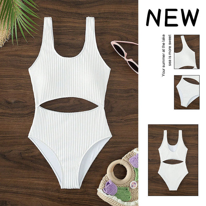 Damen Einteiler Badeanzug mit modernem Cut-Out und strukturiertem Design Echo Archiv