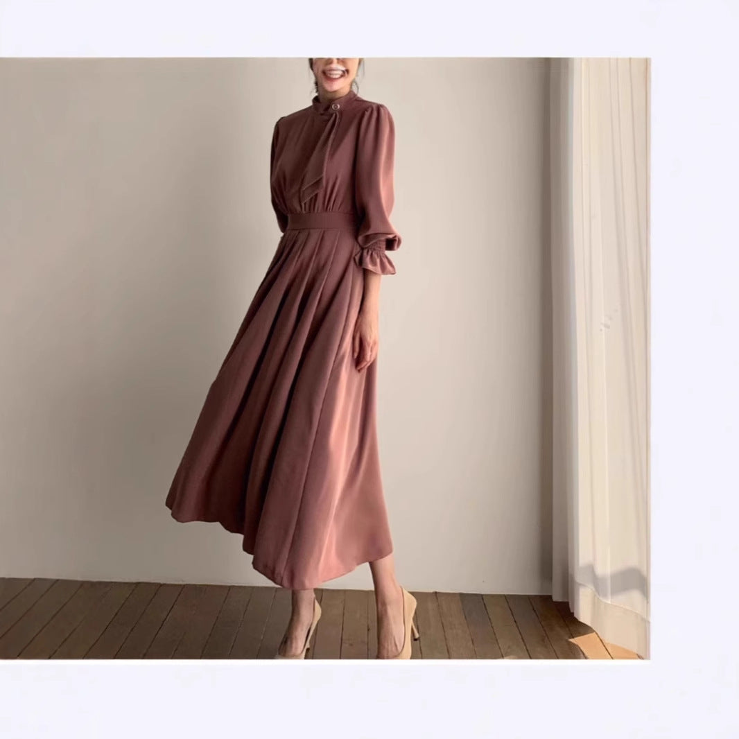 Damen Midikleid mit Stehkragen, Schleifenblende und geraffter Taille Echoarchiv