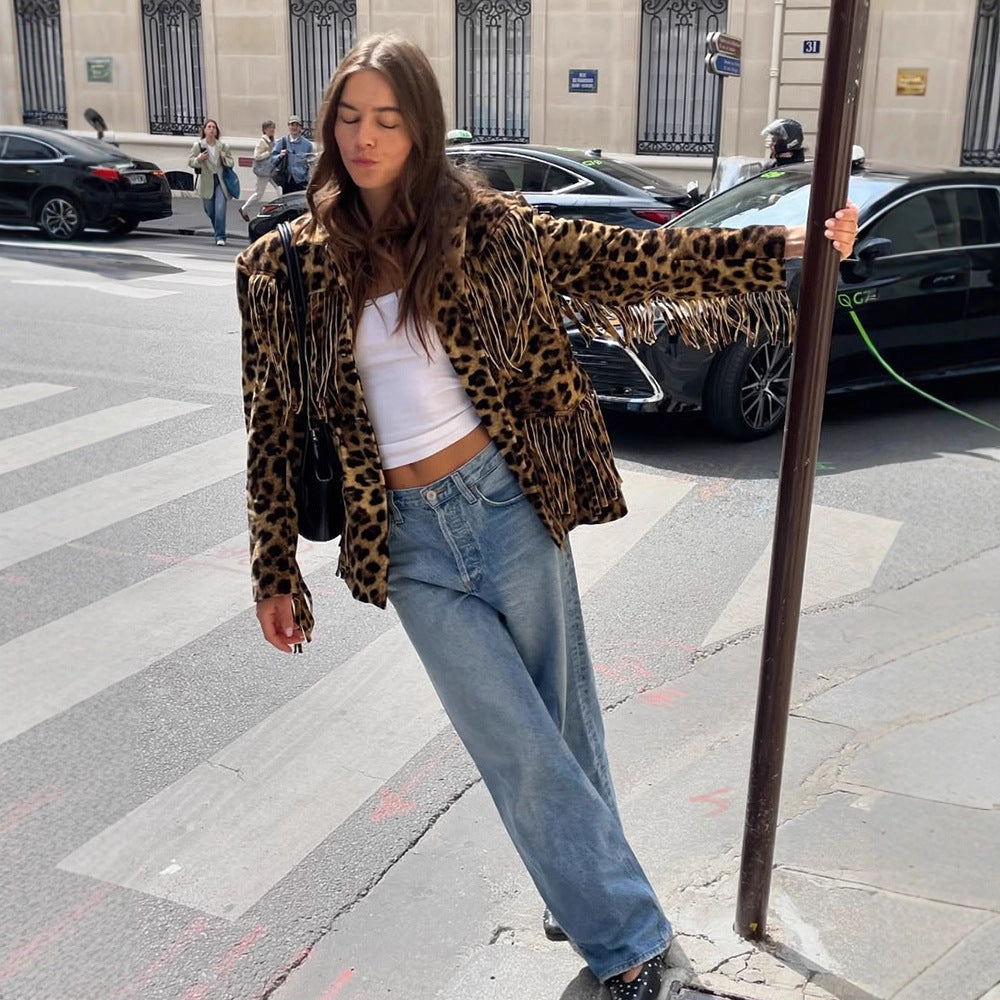 Damen Kurzer Kunstfell-Blouson mit Leopardenprint und Fransen Echoarchiv
