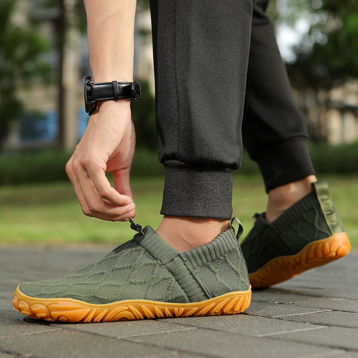 Herren gestrickte Slip-On Freizeitsneaker mit elastischem Schaft, Zuglasche und griffiger Gummisohle Echo Archiv