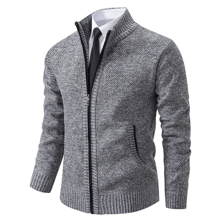 Herren elegante Strickjacke mit hohem Kragen und praktischem Reißverschluss Echoarchiv