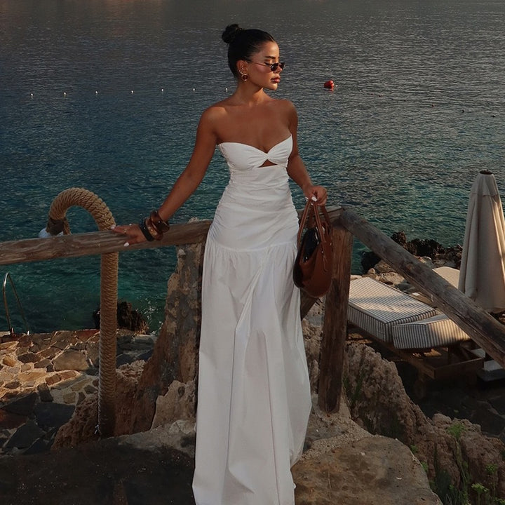 Damen Elegantes Maxikleid mit figurformendem Schnitt und tiefem Ausschnitt Echo Archiv