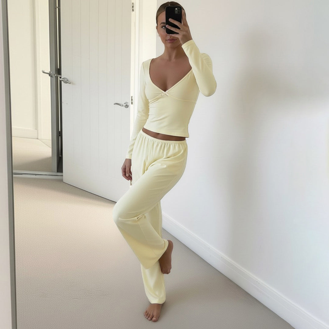 Damen Zweiteiliges Lounge-Set aus weichem Jersey mit Cropped V-Ausschnitt Oberteil und hochtaillierter Palazzohose – Élanora