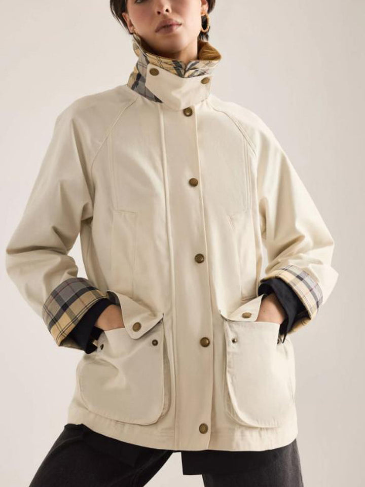 Damen Übergangsjacke mit Cordkragen, Karo-Innenmanschetten und aufgesetzten Taschen Echoarchiv