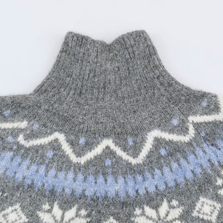 Damen Norweger-Strickjacke mit Stehkragen und Holzknopfverschlüssen Echoarchiv