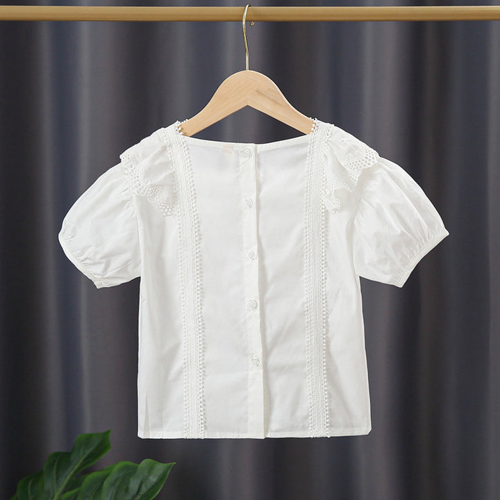 Mädchen Bluse mit verspieltem Rüschendesign und kunstvoller Häkelverzierung Echo Archiv