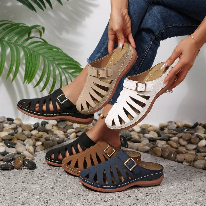 Damen Slipper‑Sandalen mit geschlossener Zehenkappe, Cut‑Out‑Design und verstellbarer Schnalle – Lioré