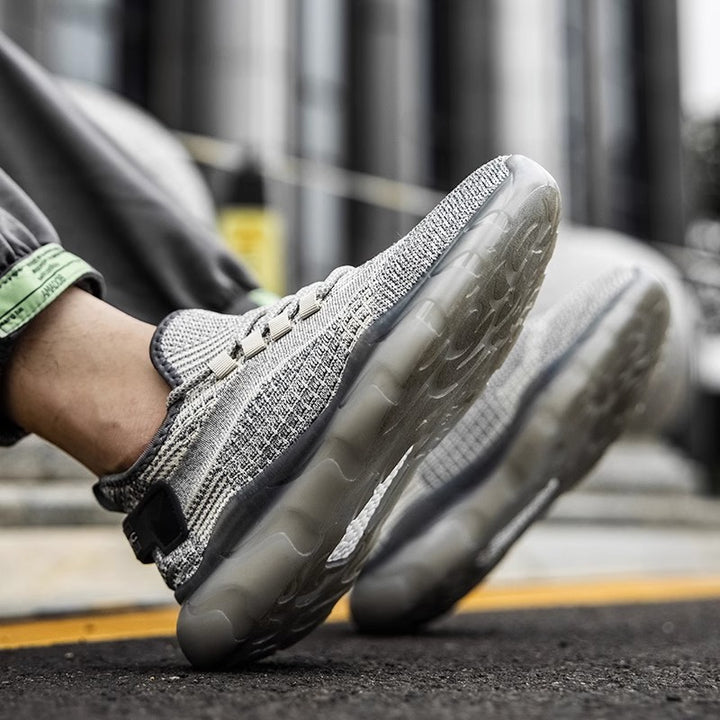 Unisex leichte Strick-Runner mit flexibler Air-Cell-Zwischensohle und gepolstertem Sockeneinstieg – Tavélo