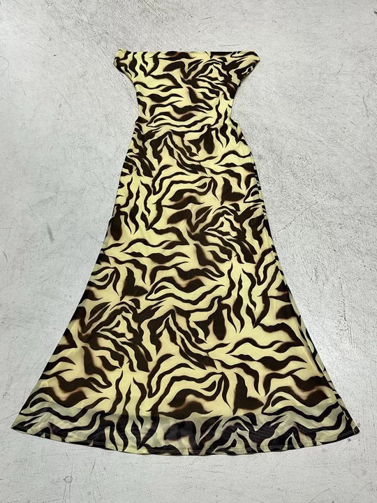 Damen Maxikleid im trendigen Tigerprint-Design mit verführerischem V-Ausschnitt und Spaghetti-Trägern Echo Archiv