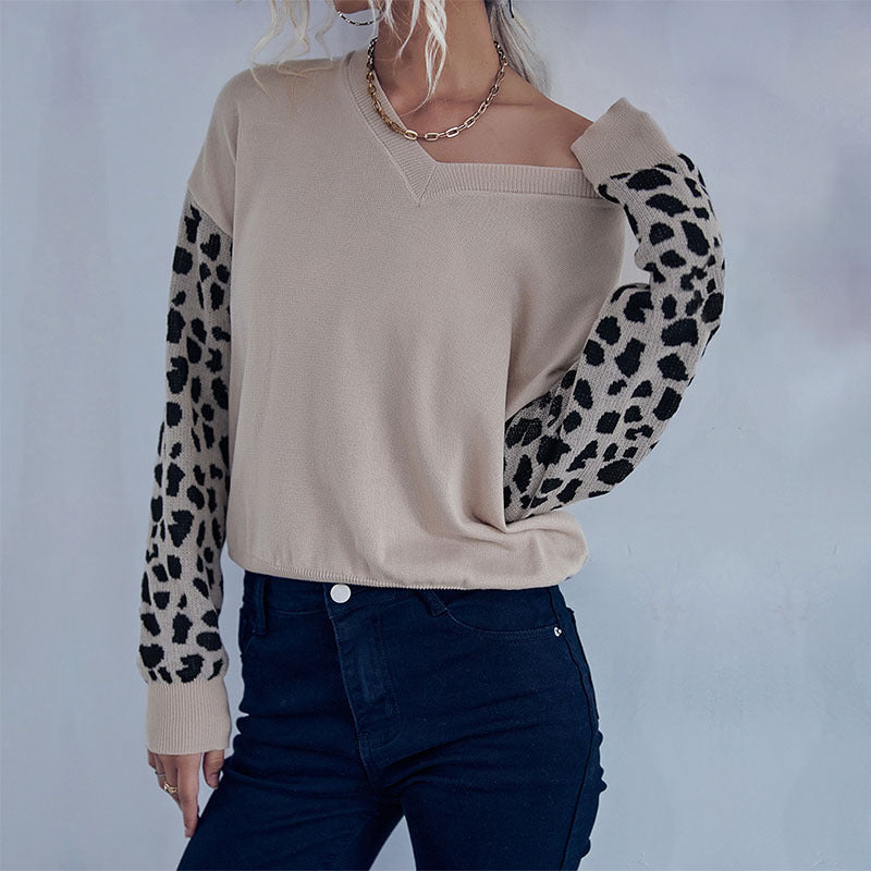 Damen V‑Ausschnitt Feinstrickpullover mit Leo‑Jacquardärmeln und überschnittener Passform Echoarchiv