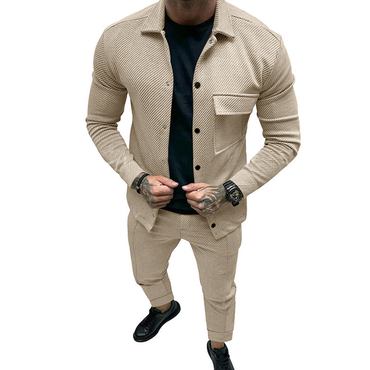 Herren Elegantes Zweiteiler-Outfit mit strukturiertem Design und praktischen Taschen Echoarchiv