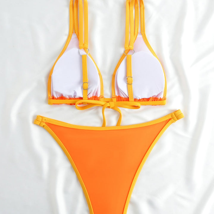 Damen modischer Bikini mit feinen Trägern und raffiniertem Schnitt Echo Archiv
