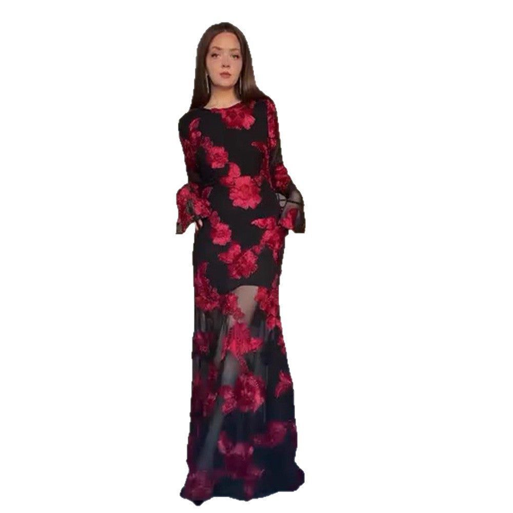 Damen Maxikleid mit transparentem Mesh und floraler Stickerei Echoarchiv