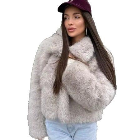 Damen Kurzgeschnittener Kunstpelz‑Blouson mit voluminösem Schalkragen und dichtem Flor Echo Archiv