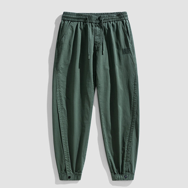 Herren Leichte Baumwoll-Joggerhose mit Tunnelzug, elastischem Knöchelabschluss und dezenter Logostickerei Echo Archiv
