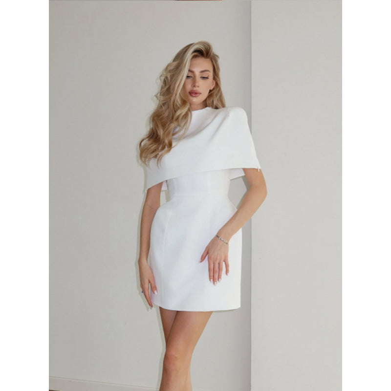Damen Cape-Minikleid mit Stehkragen und taillierter Korsage Echoarchiv