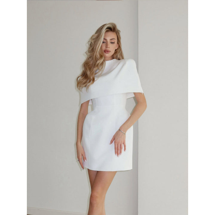 Damen Cape-Minikleid mit Stehkragen und taillierter Korsage Echoarchiv