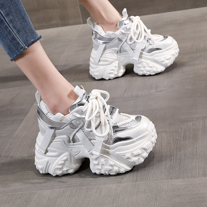 Damen Chunky Sneakers mit reflektierenden Akzenten und verstärktem Dämpfungssystem Echo Archiv