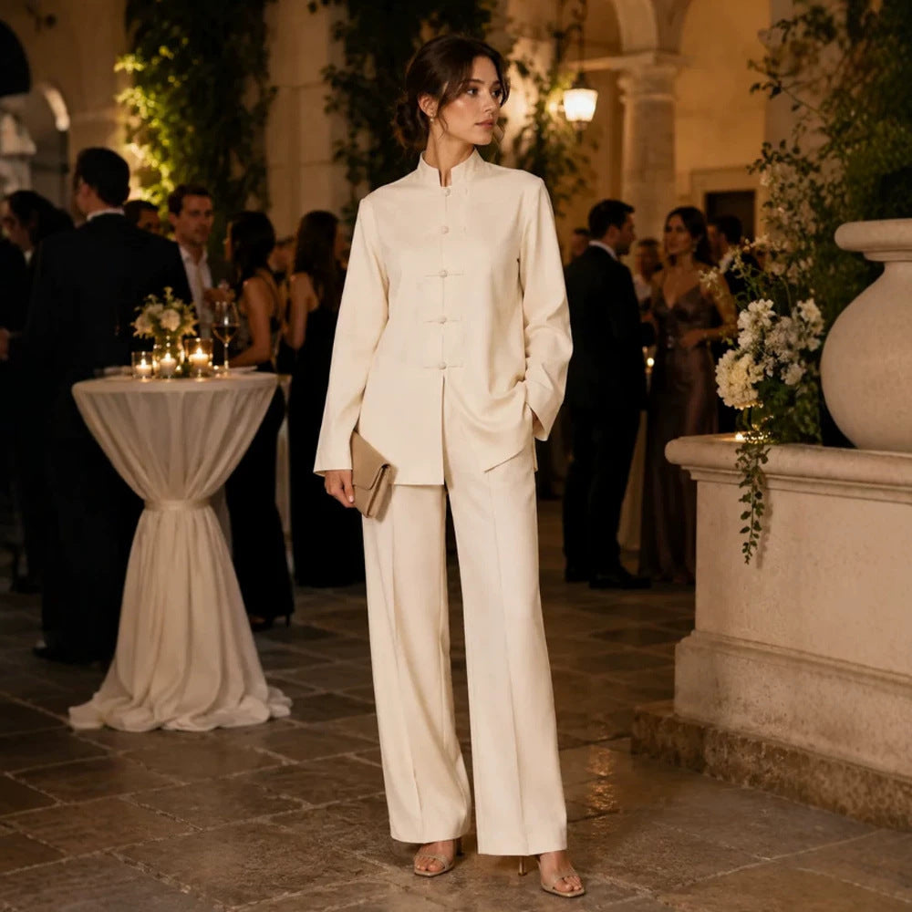 Damen Mandarin-Kragen Tunikajacke mit Knotenverschlüssen und weiter Palazzo-Hose Echoarchiv