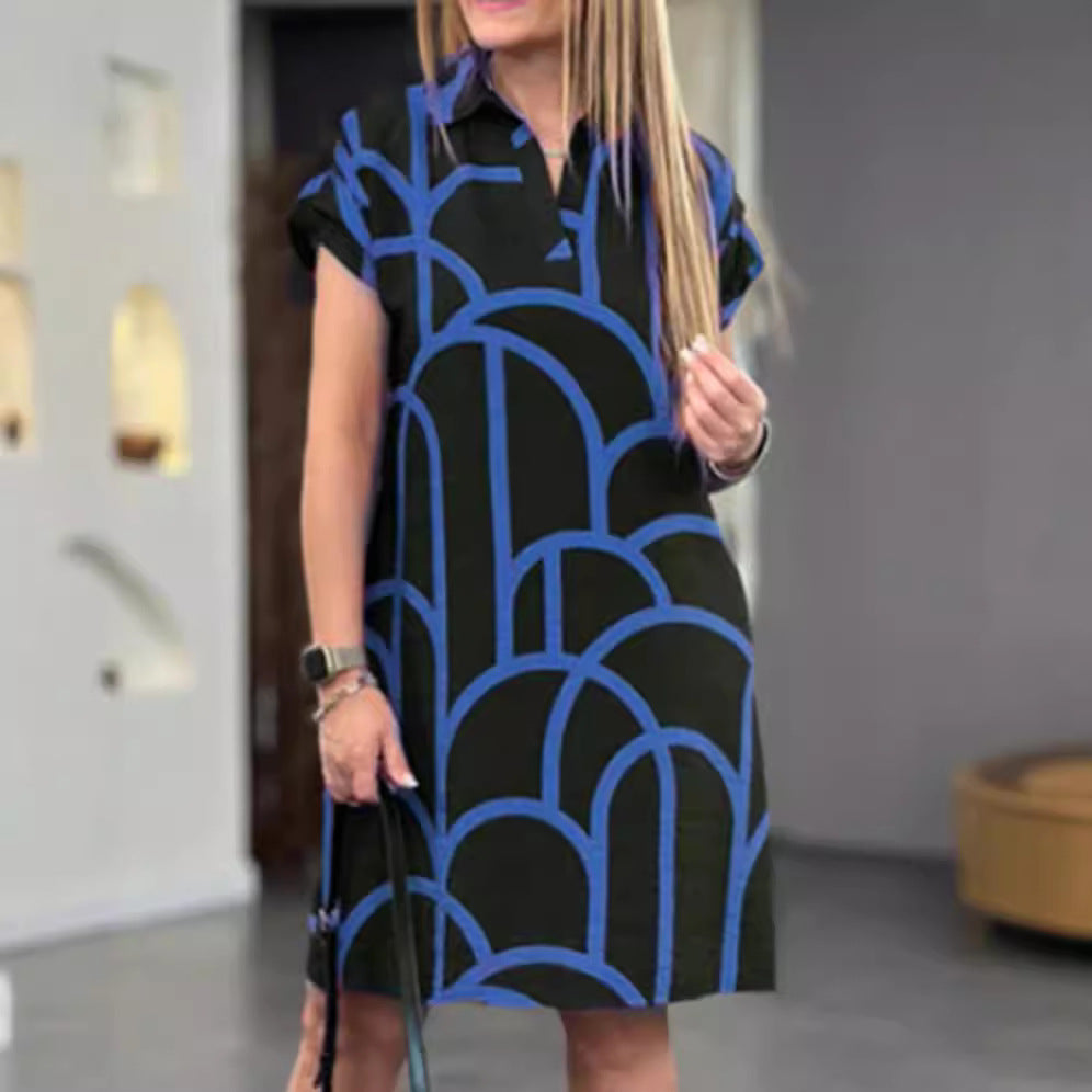 Damen nan legeres Hemdblusenkleid mit V-Ausschnitt, kurzen Umschlagärmeln und grafischem Alloverprint Echo Archiv