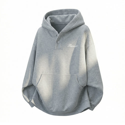 Unisex Oversize Kapuzenpullover mit Kängurutasche, halber Knopfleiste und Ziernaht Echo Archiv