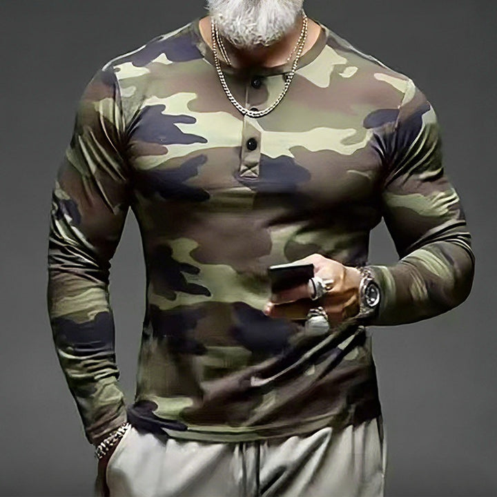 Herren Körperbetontes Langarm-Henleyshirt im Camouflage-Look mit Stretch Echoarchiv