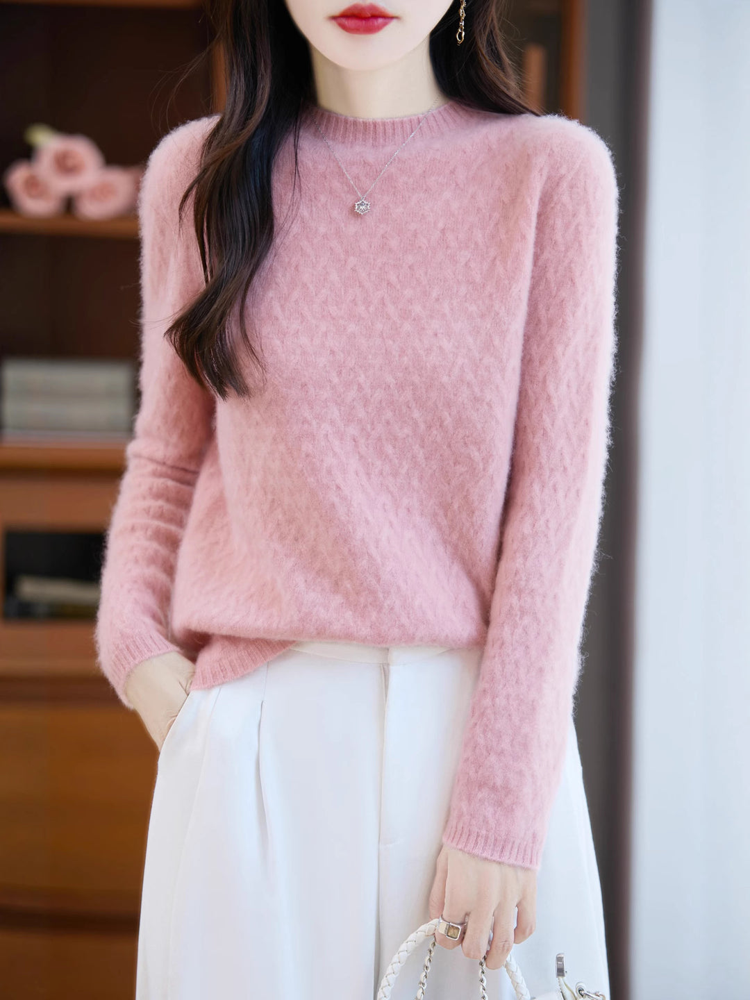 Damen Weicher Feinstrick‑Pullover mit kurzem Mockneck, leichter Mohair‑Optik und entspannter Silhouette Echoarchiv