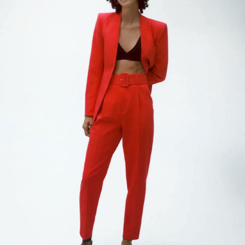 Damen Taillierter Blazer ohne Revers mit offener Front und Paspeltaschen Echo Archiv