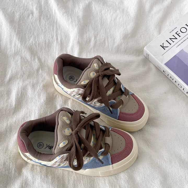 Damen Sneaker im modernen Design mit weichem Obermaterial von Echo Archiv