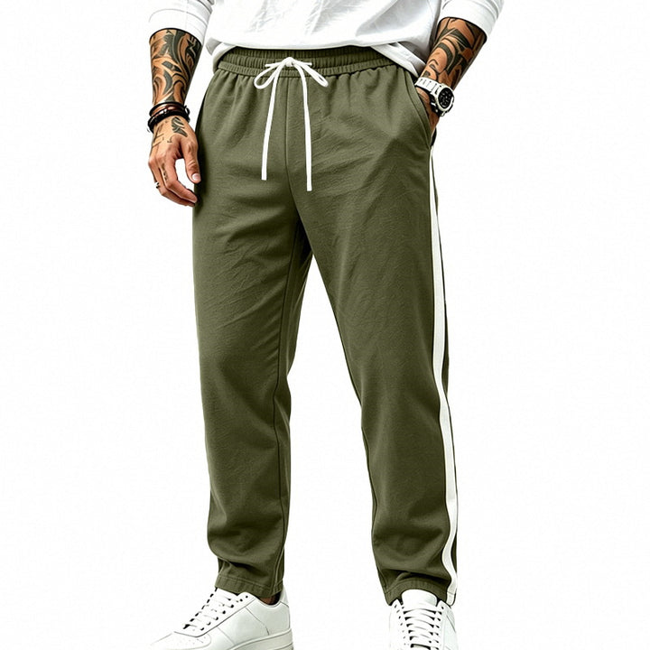 Herren Athletische Trackpants mit geradem Bein, seitlichem Kontrastband und elastischem Tunnelzug – Marzano