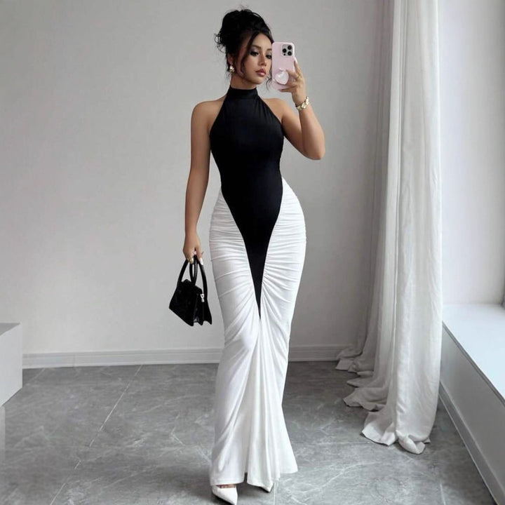 Damen Elegantes, figurbetontes Abendkleid mit Kunstseiden-Raffung Echo Archiv