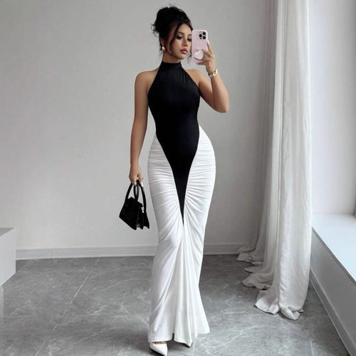 Damen Elegantes, figurbetontes Abendkleid mit Kunstseiden-Raffung Echo Archiv