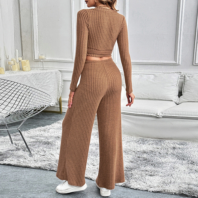 Damen Elegantes Strick-Set mit Wickeloberteil und weitem Bein Echo Archiv