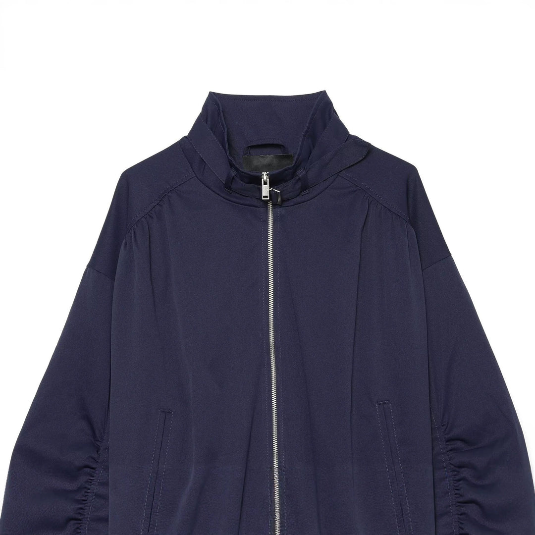 Damen Kurzer Nylon-Blouson mit hohem Stehkragen und gerafften Ballonärmeln Echo Archiv
