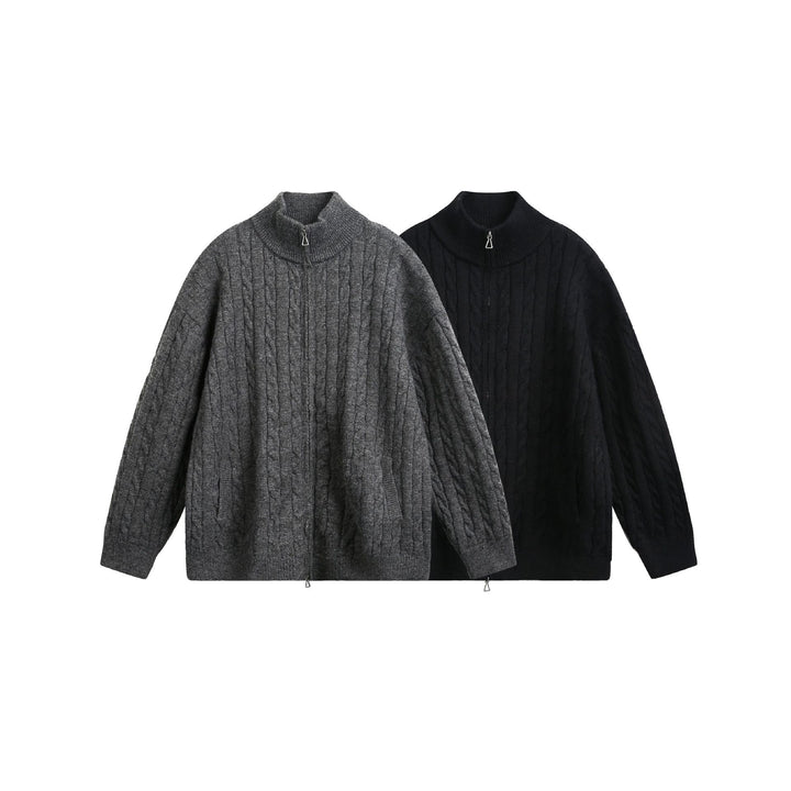 Unisex Grobstrick-Pullover mit Zopfmuster, hohem Stehkragen und Zwei-Wege-Reißverschluss Echoarchiv