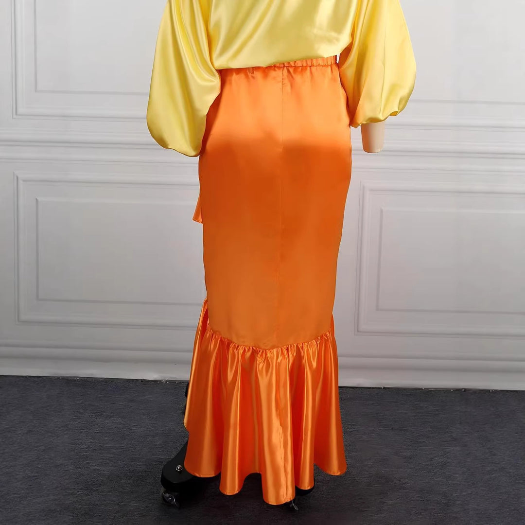 Damen Eleganter Satinrock mit asymmetrischem Design und voluminösem Rüschenabschluss Echo Archiv